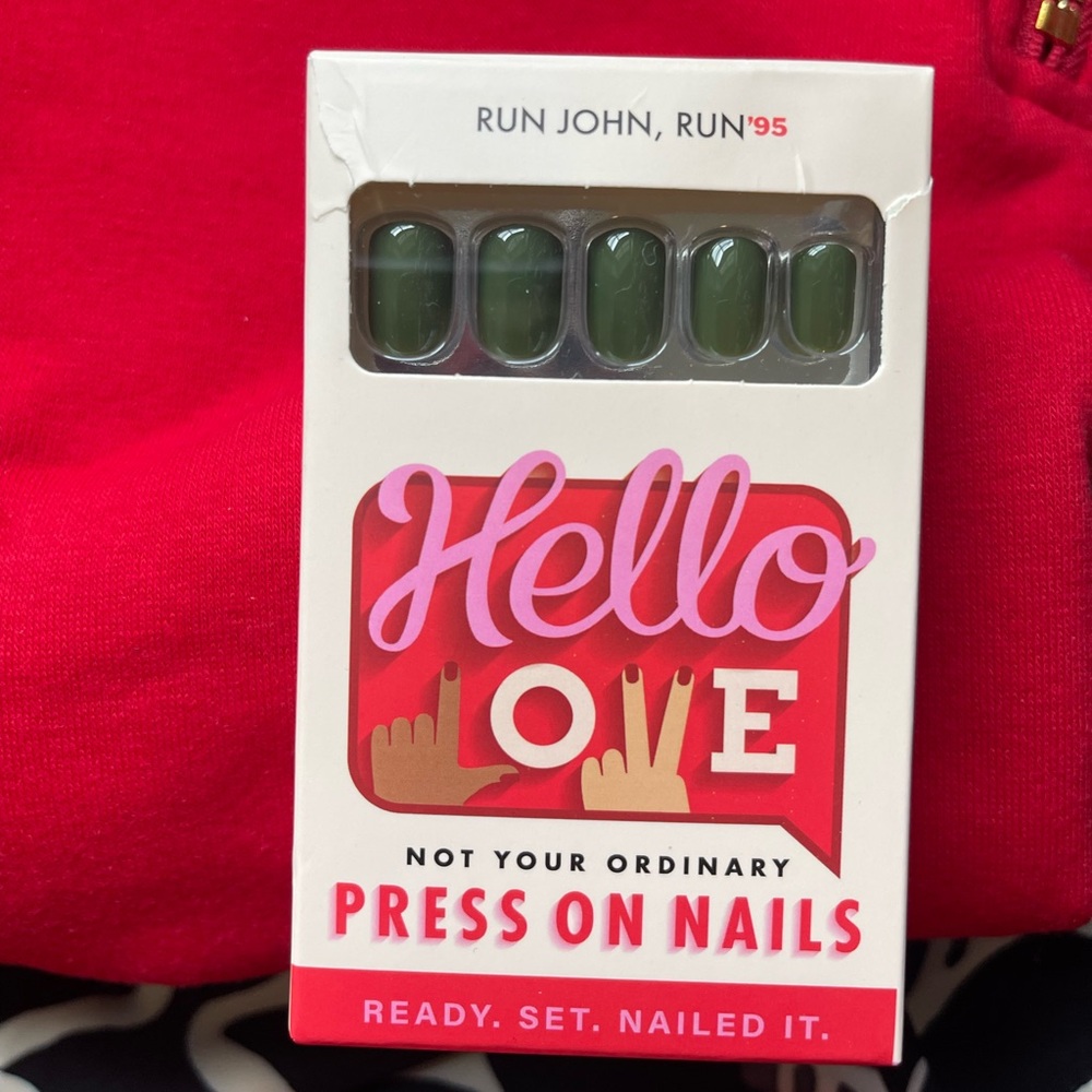 Hello Love Press On Nails - Run John, Run